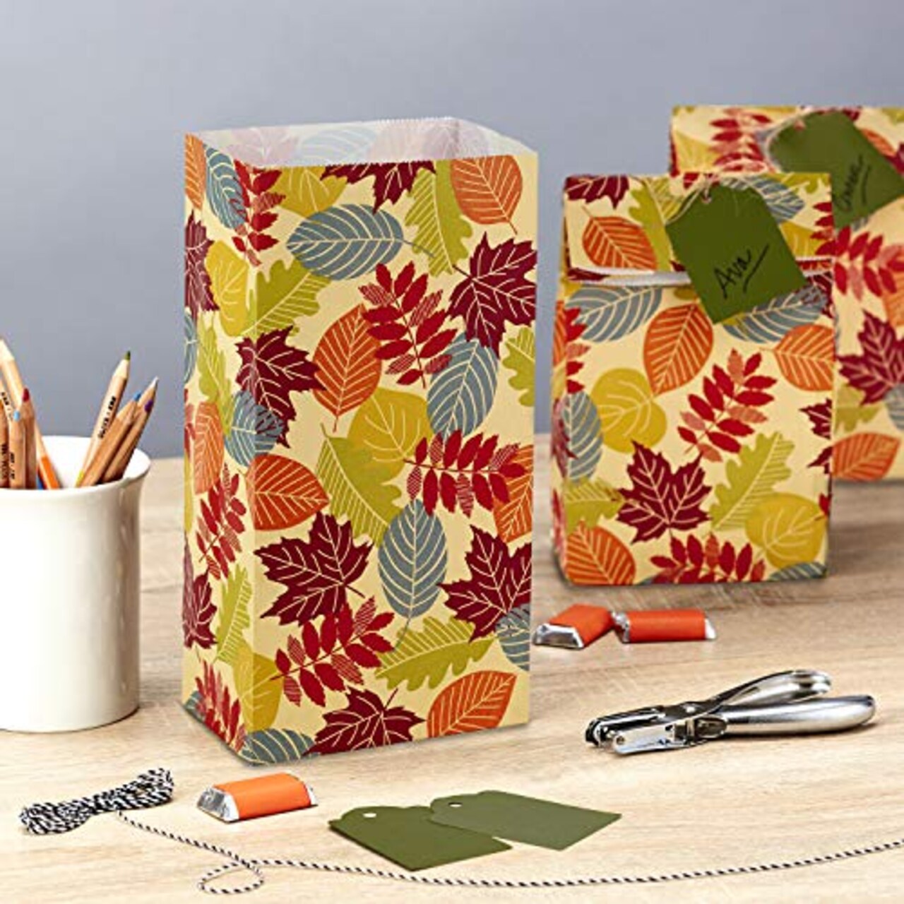30 PIECES Fall Leaves Party Favor and Wrapped Treat Bags for Autumn Parties, Halloween, Thanksgiving, Friendsgiving, Care Packages and More